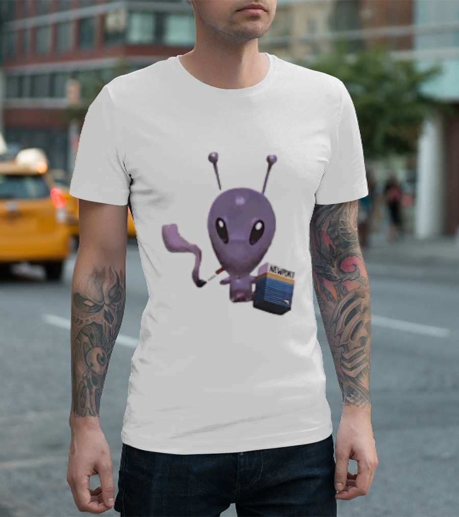 Alien Holding Newport Cigarette Pack Smoking Space Travel T-Shirt
