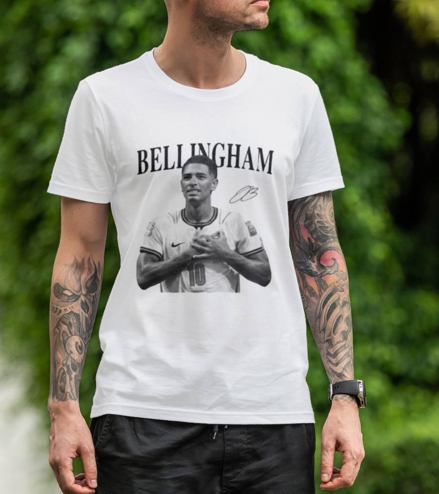 Bellingham England Number 10 Footballer Iconic Three Lions T-Shirt