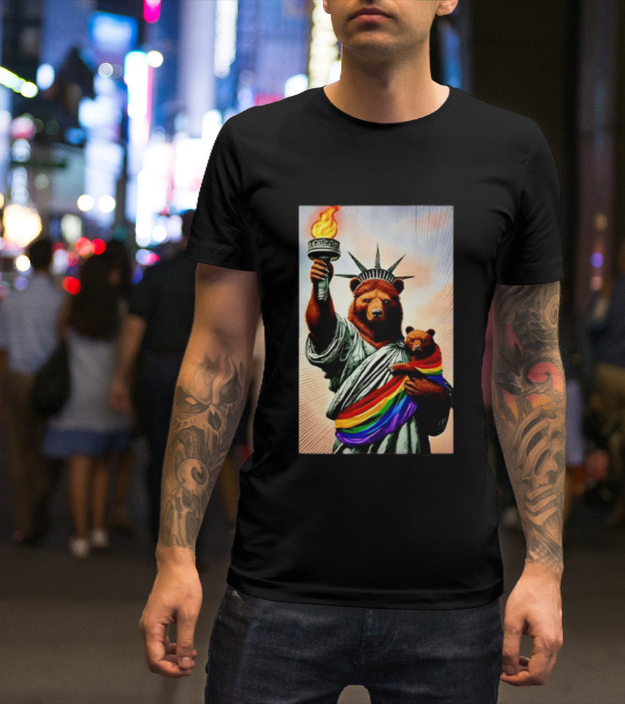 Bear Statues Liberty Rainbow Pride Torch T-Shirt