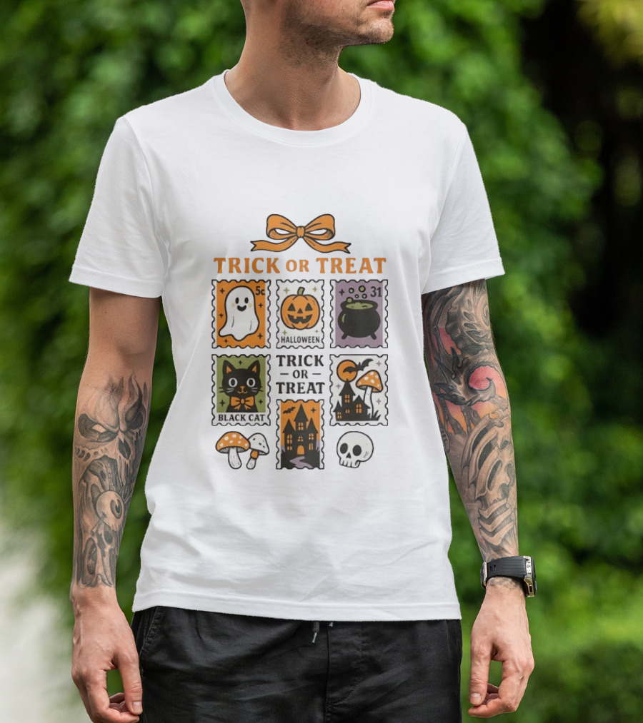 Trick Or Treat Halloween Ghost Pumpkin Cauldron Black Cat Haunted House T-Shirt