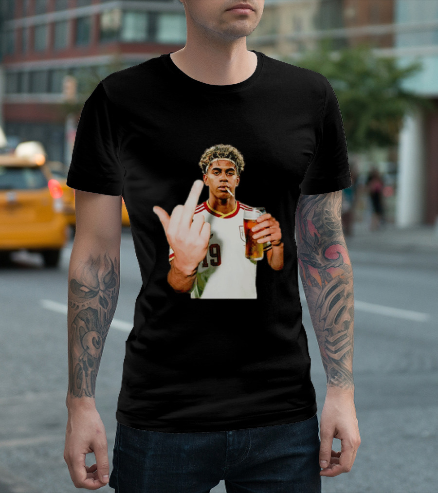 Lamine Yamal Spain National Team 19 Middle Finger And Beer T-Shirt