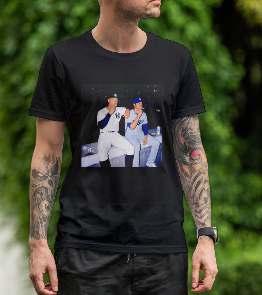 Aaron Judge New York Yankees Shohei Ohtani Los Angeles Dodgers MLB Smoking Scene T-Shirt