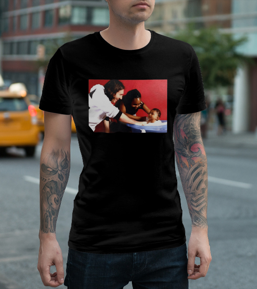 Lionel Messi Bathes Baby Lamine Yamal Legendary Blessing Football Moment T-Shirt