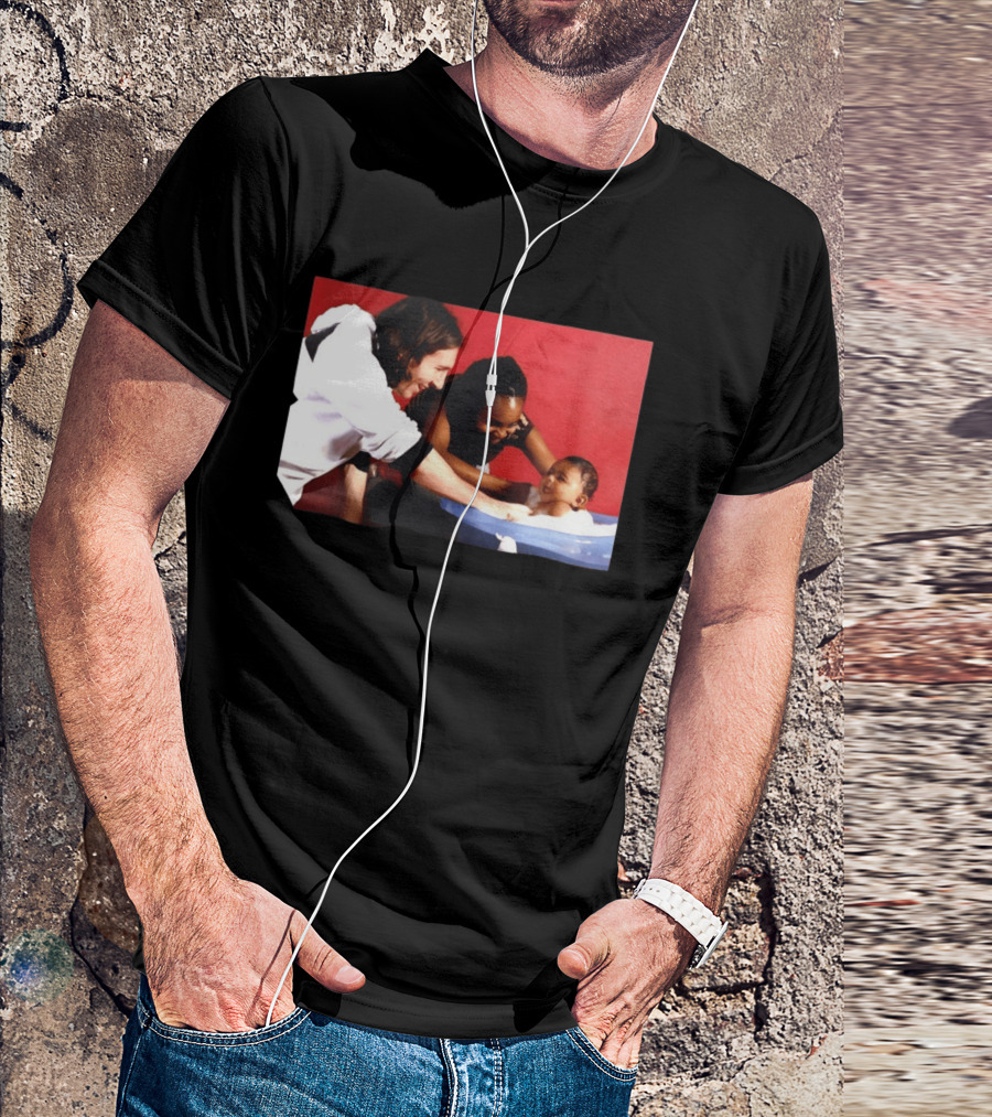 Lionel Messi Bathes Baby Lamine Yamal Legendary Blessing Football Moment T-Shirt