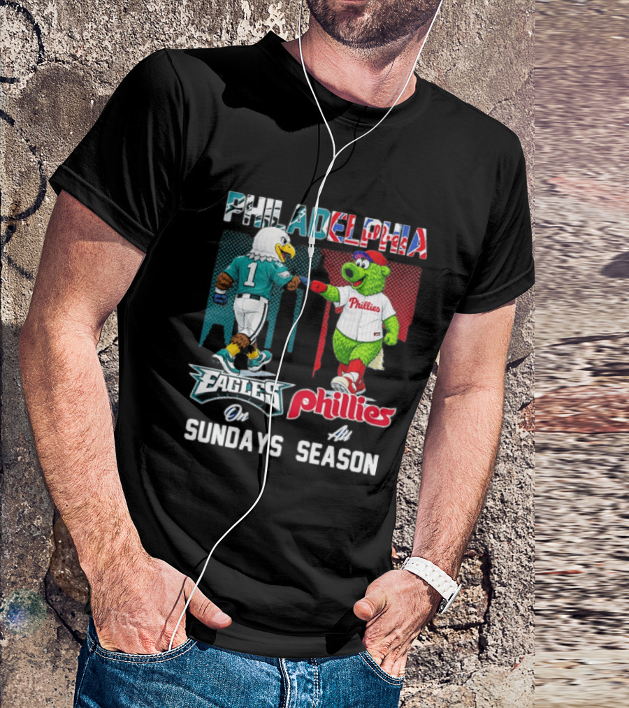 Philadelphia Eagles Phillies Fist Bump Sundays At Season T-Shirt