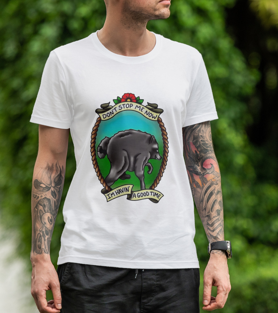Dancing Wolf Don't Stop Me Now I'm Havin' A Good Time T-Shirt
