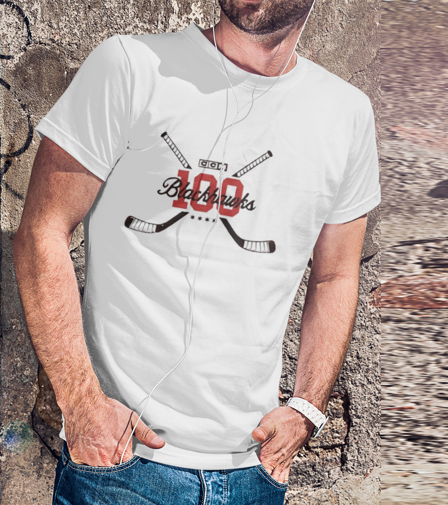 Chicago Blackhawks 100th Anniversary Distressed Vintage Hockey 1917 2017 Celebration T-Shirt