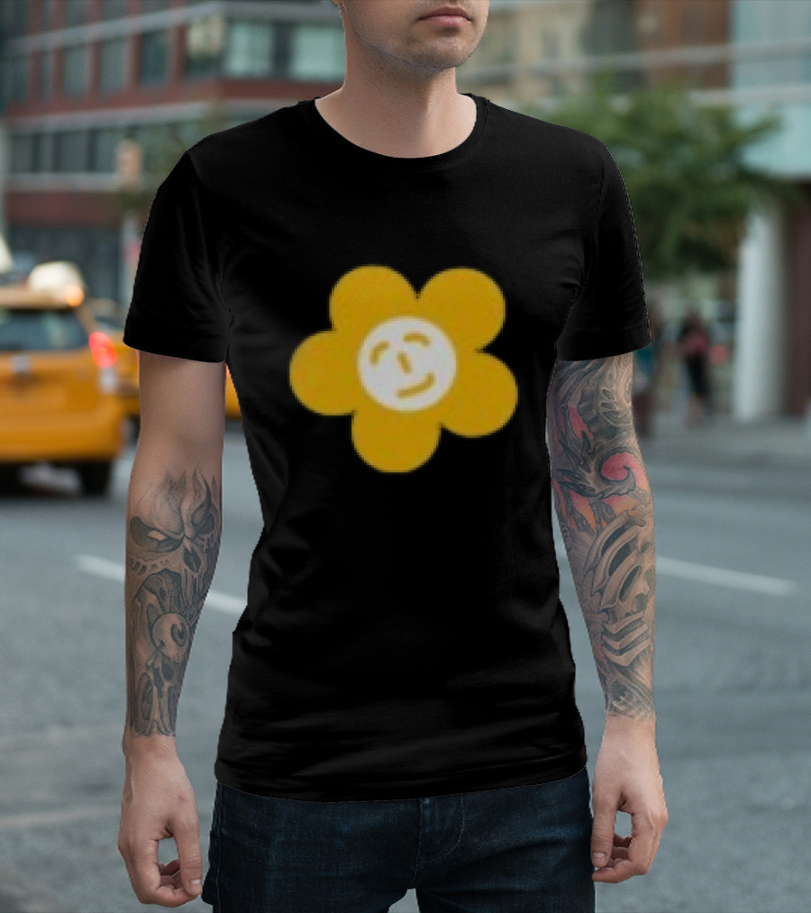 Paperboxmart Store Smiling Yellow Flower Face T-Shirt