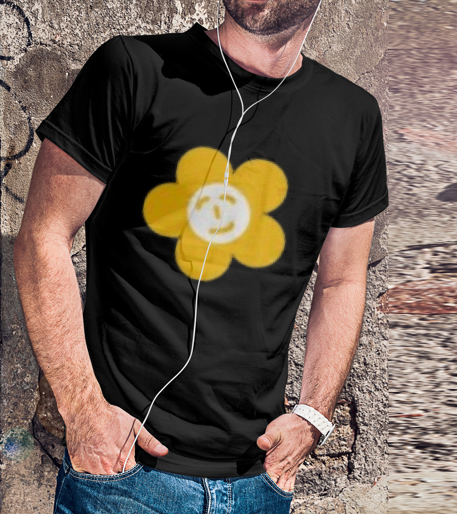 Paperboxmart Store Smiling Yellow Flower Face T-Shirt