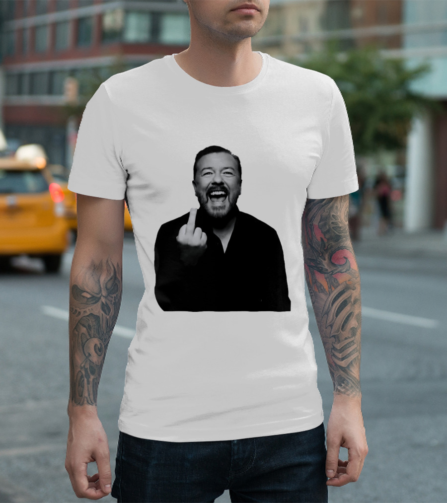 Anh Ricky Gervais Laughing Middle Finger Gesture T-Shirt