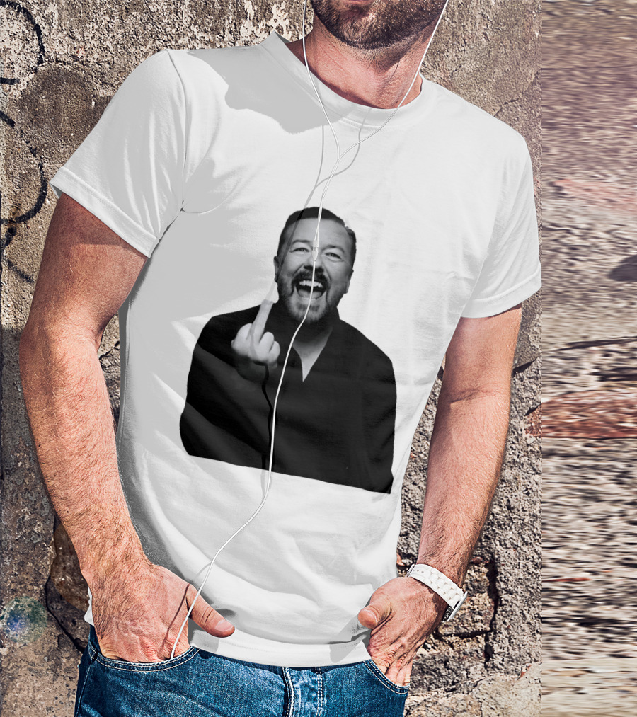 Anh Ricky Gervais Laughing Middle Finger Gesture T-Shirt