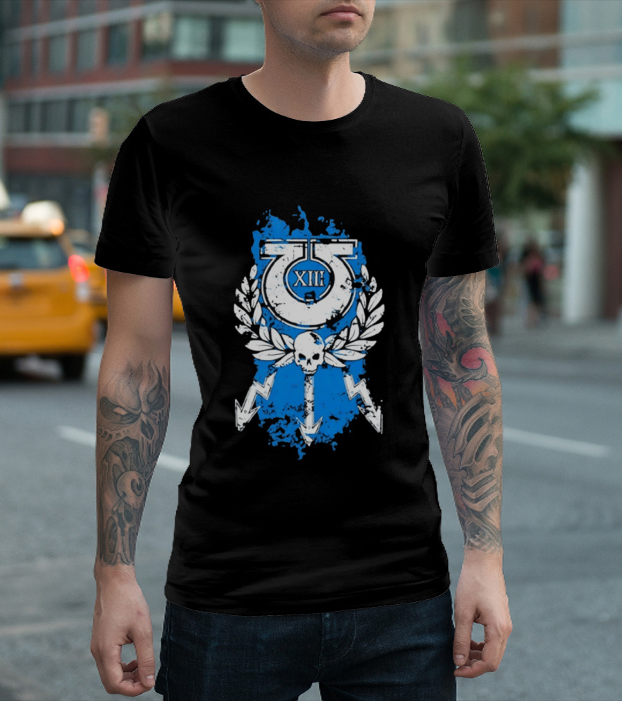 XIII Ultramarines Distressed Warhammer 40k Skull Lightning Laurel T-Shirt