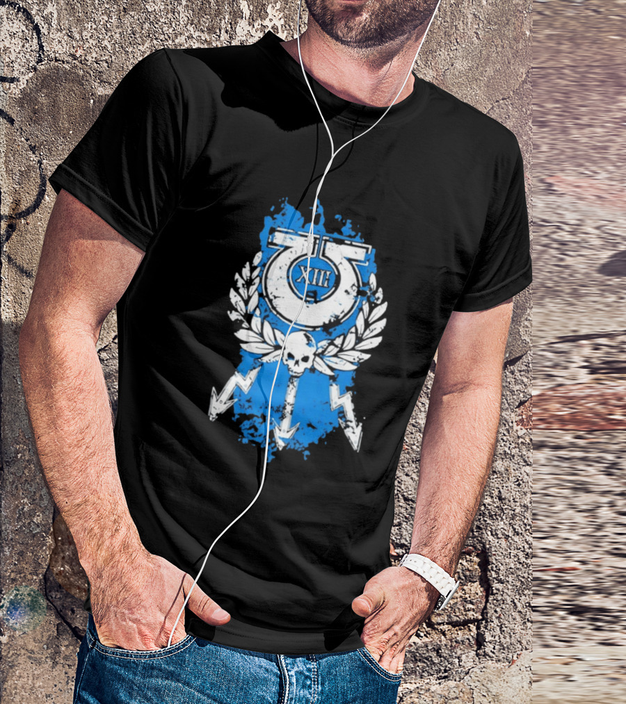 XIII Ultramarines Distressed Warhammer 40k Skull Lightning Laurel T-Shirt