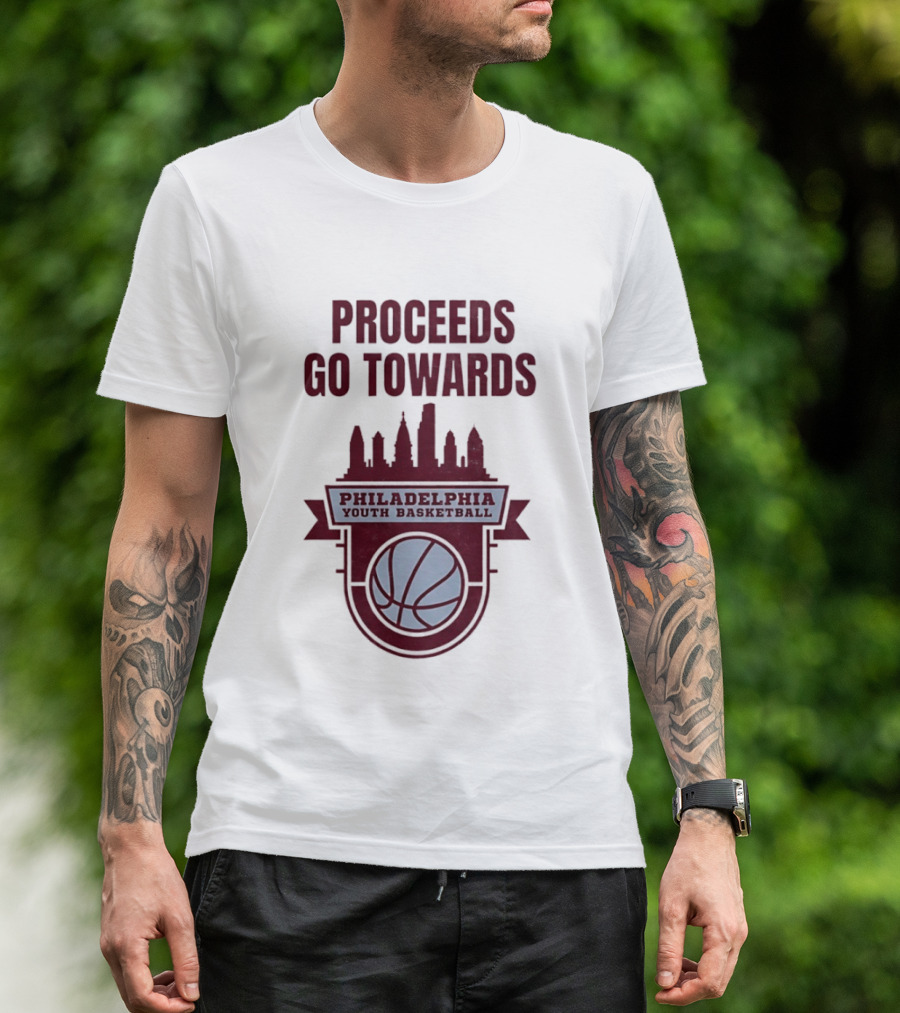 Philadelphia Youth Basketball Supporting Skyline And Ball T-Shirt