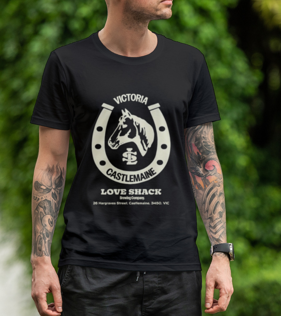 Victoria Castlemaine Horse Shoe Love Shack Brewing Co 28 Hargraves Street Castlemaine 3450 VIC T-Shirt