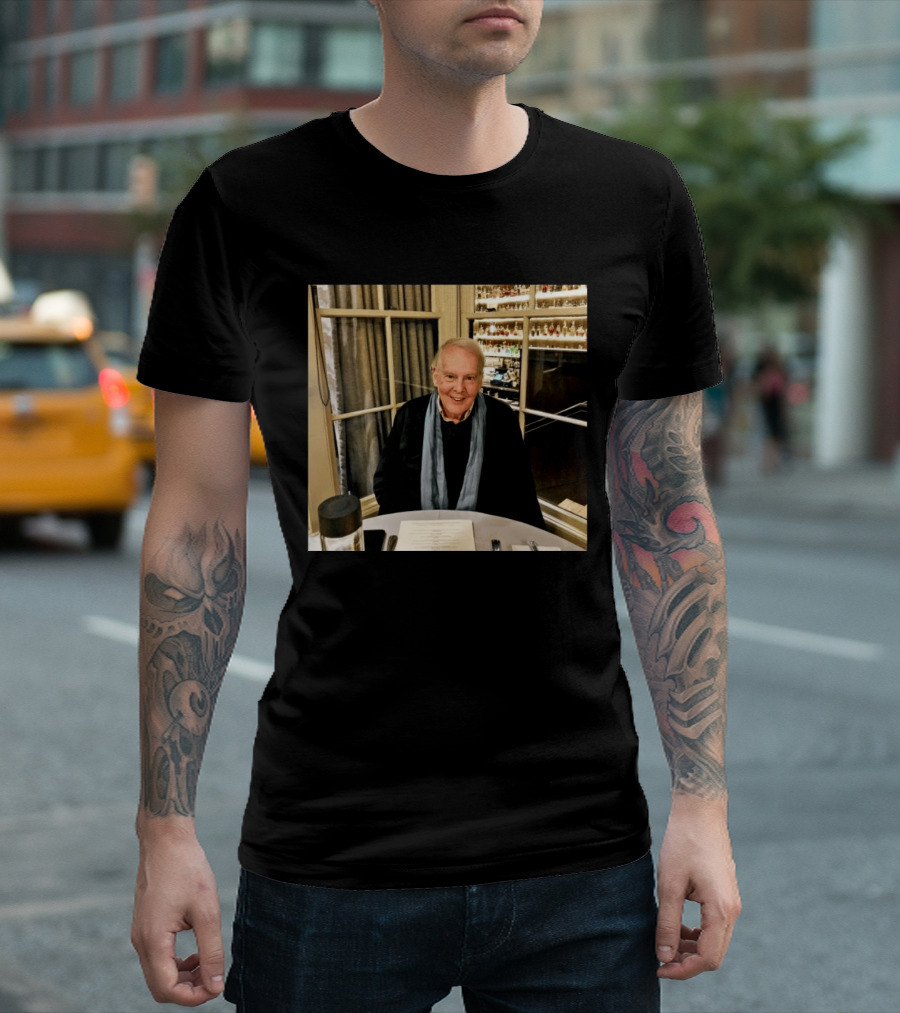 I Don't Know Who This Is. T-Shirt