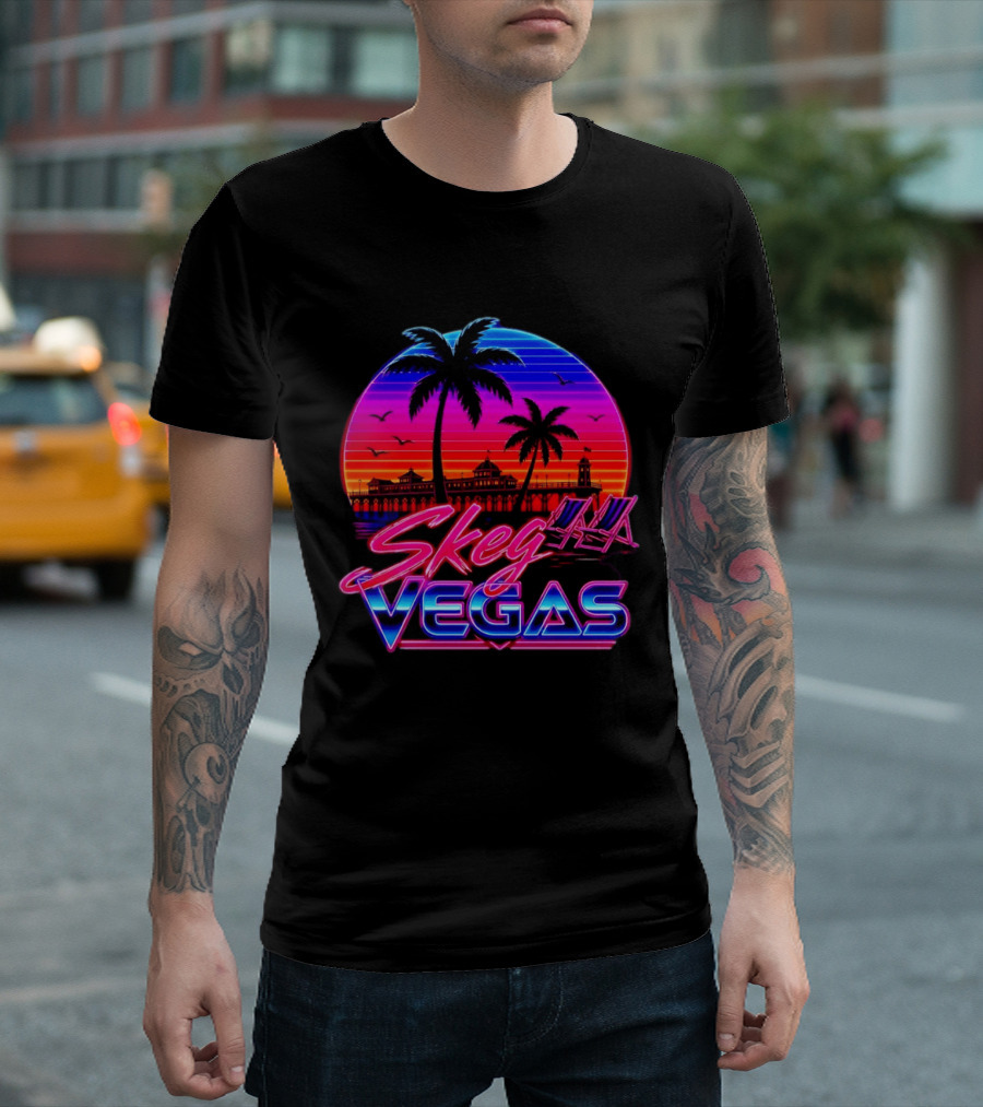 Skeg Vegas Beach Pier Sunset Skegness Retro Neon T-Shirt