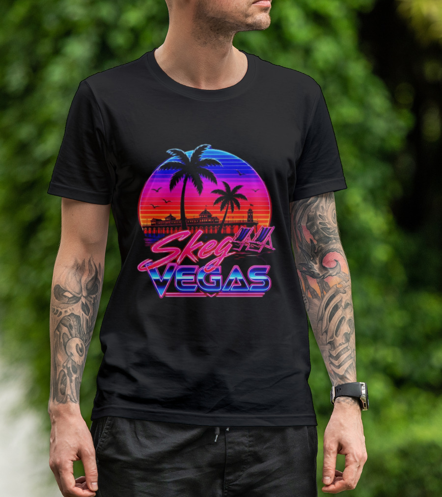 Skeg Vegas Beach Pier Sunset Skegness Retro Neon T-Shirt