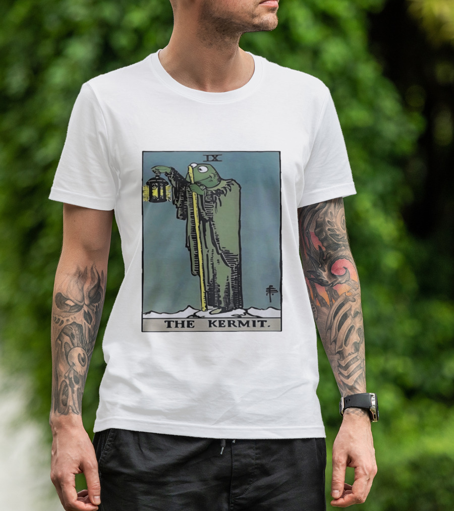 Kermit Tarot Card IX The Hermit Muppets Lantern T-Shirt