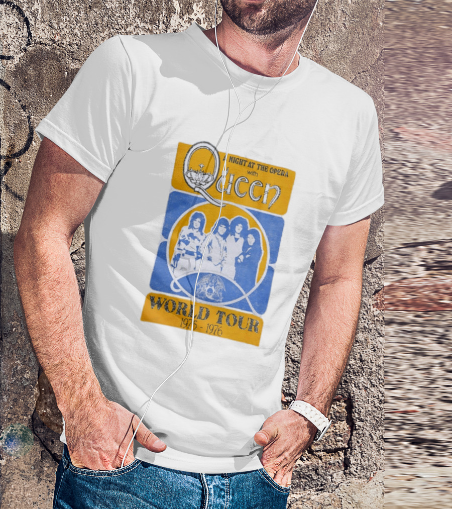 Queen A Night At The Opera World Tour 1975 1976 Vintage Band Photo T-Shirt