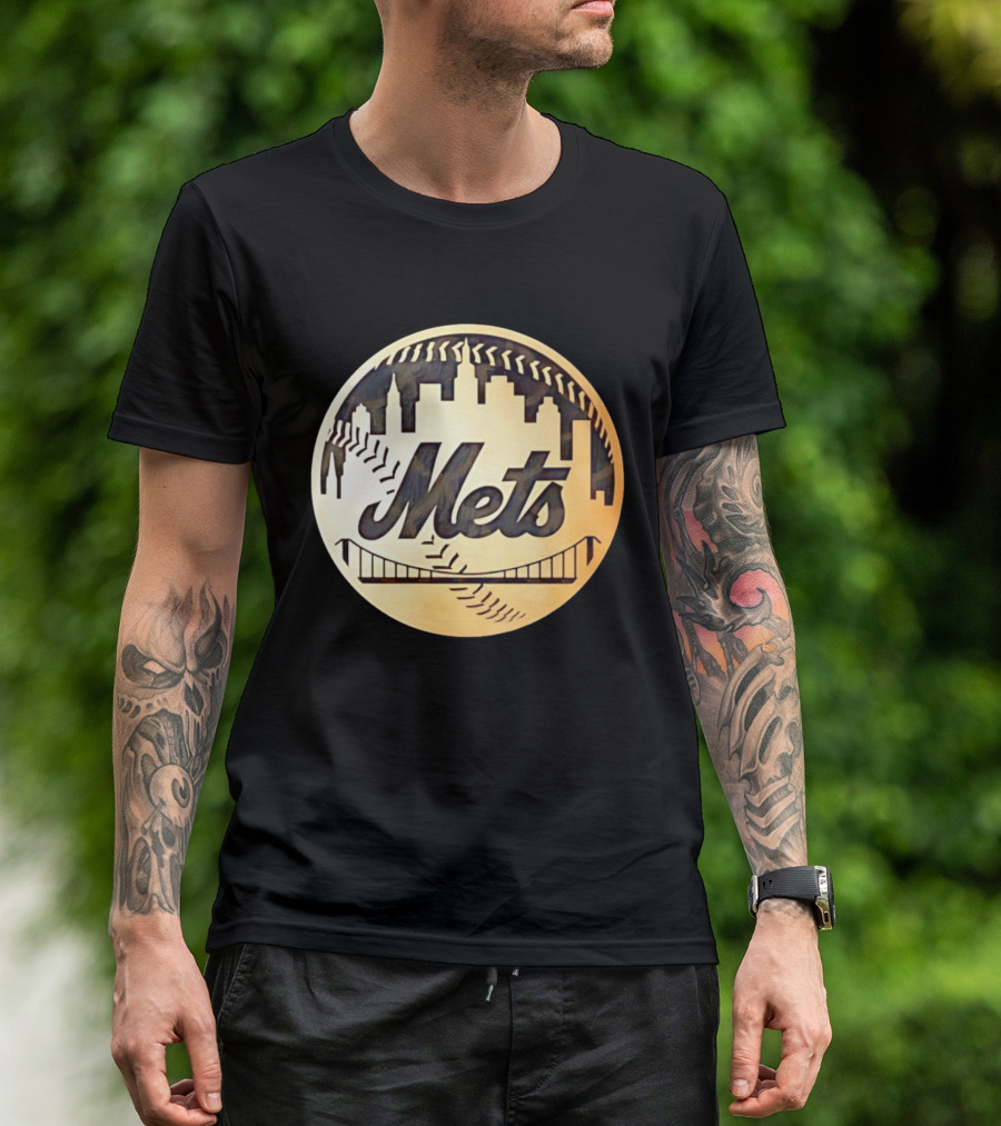 New York Mets Baseball Skyline Bridge MLB T-Shirt