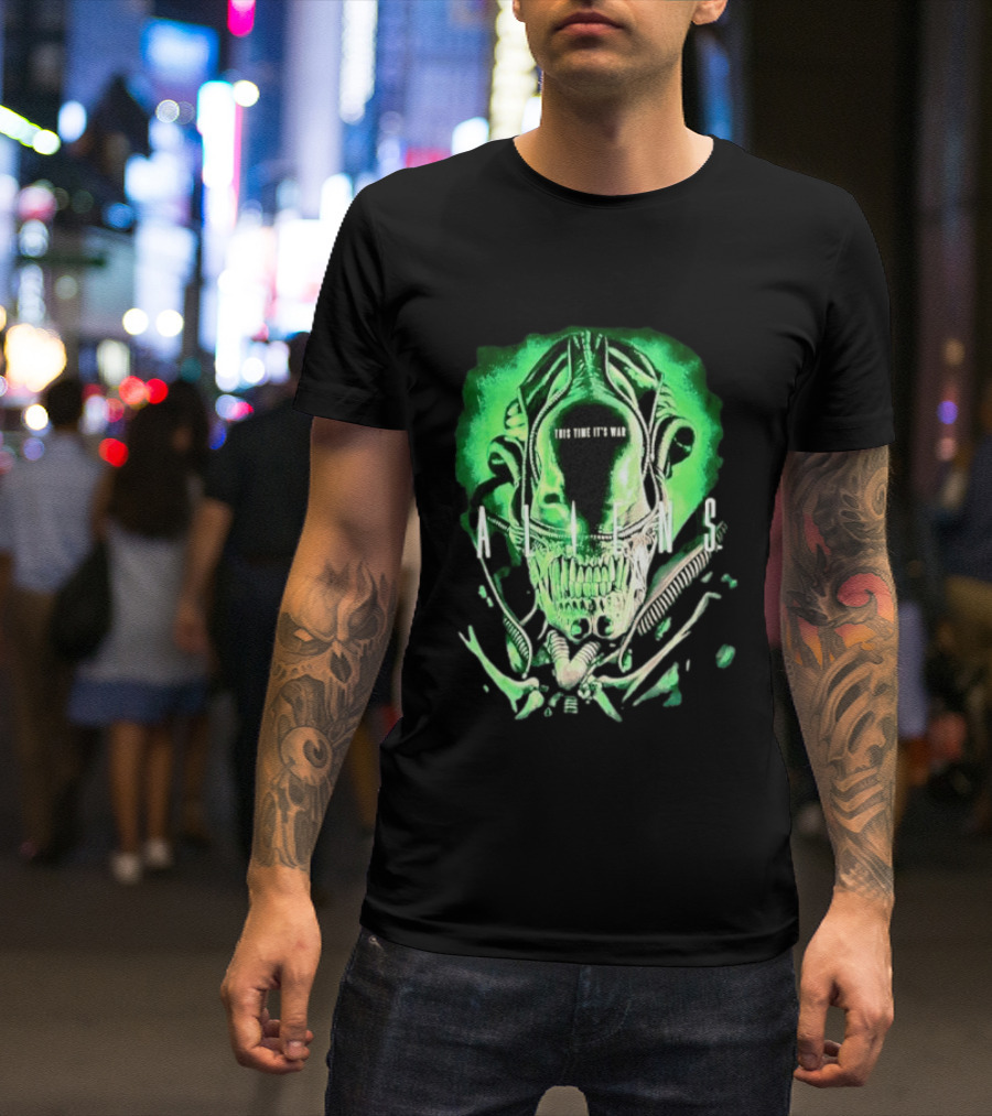 Xenomorph Aliens This Time It's War Alien Franchise Movie T-Shirt