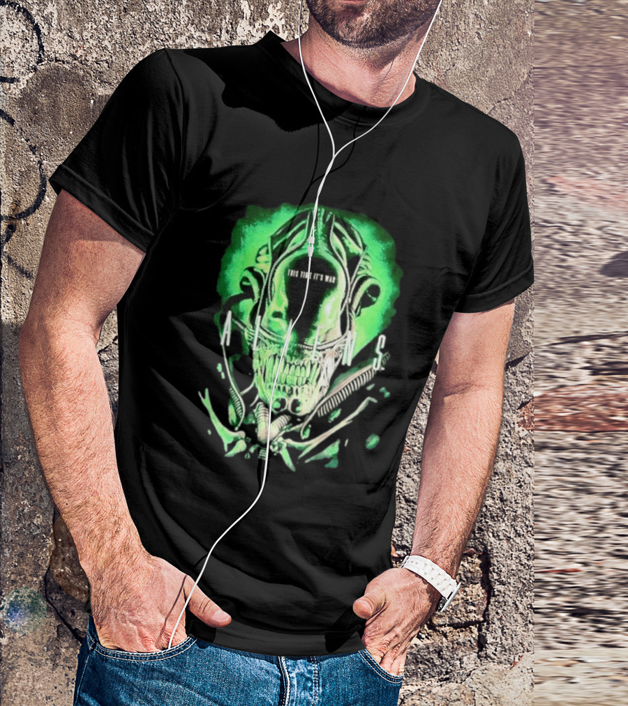Xenomorph Aliens This Time It's War Alien Franchise Movie T-Shirt