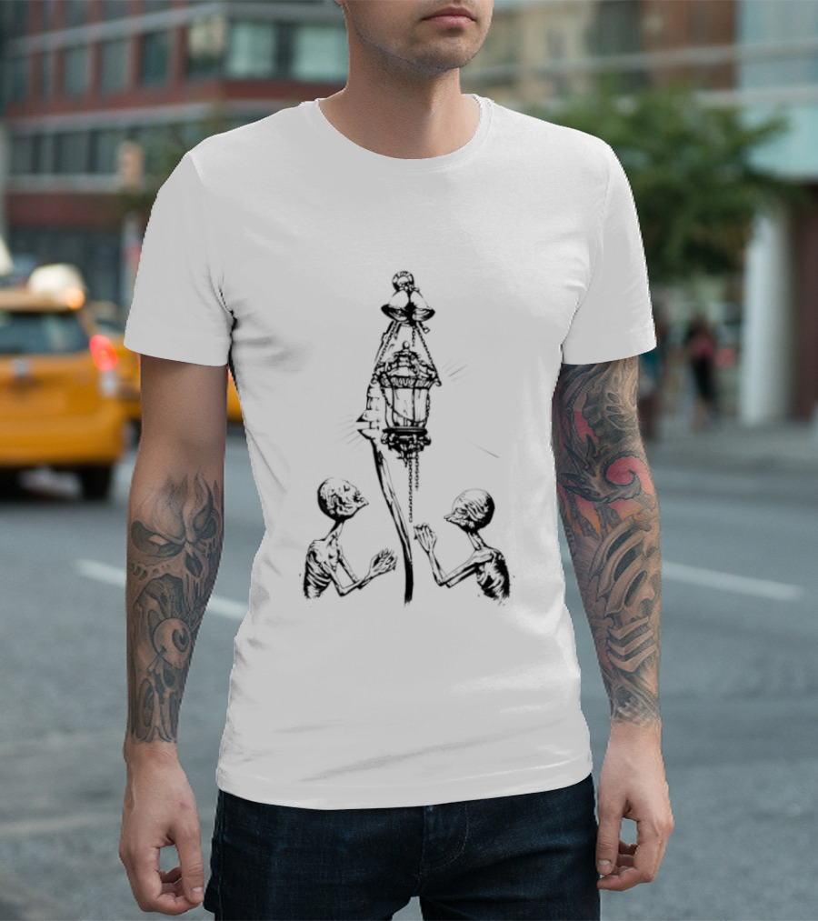 Elden Ring Lanternbearer Prisoner Soul Shrine Dark Fantasy Nightmarish Scene T-Shirt