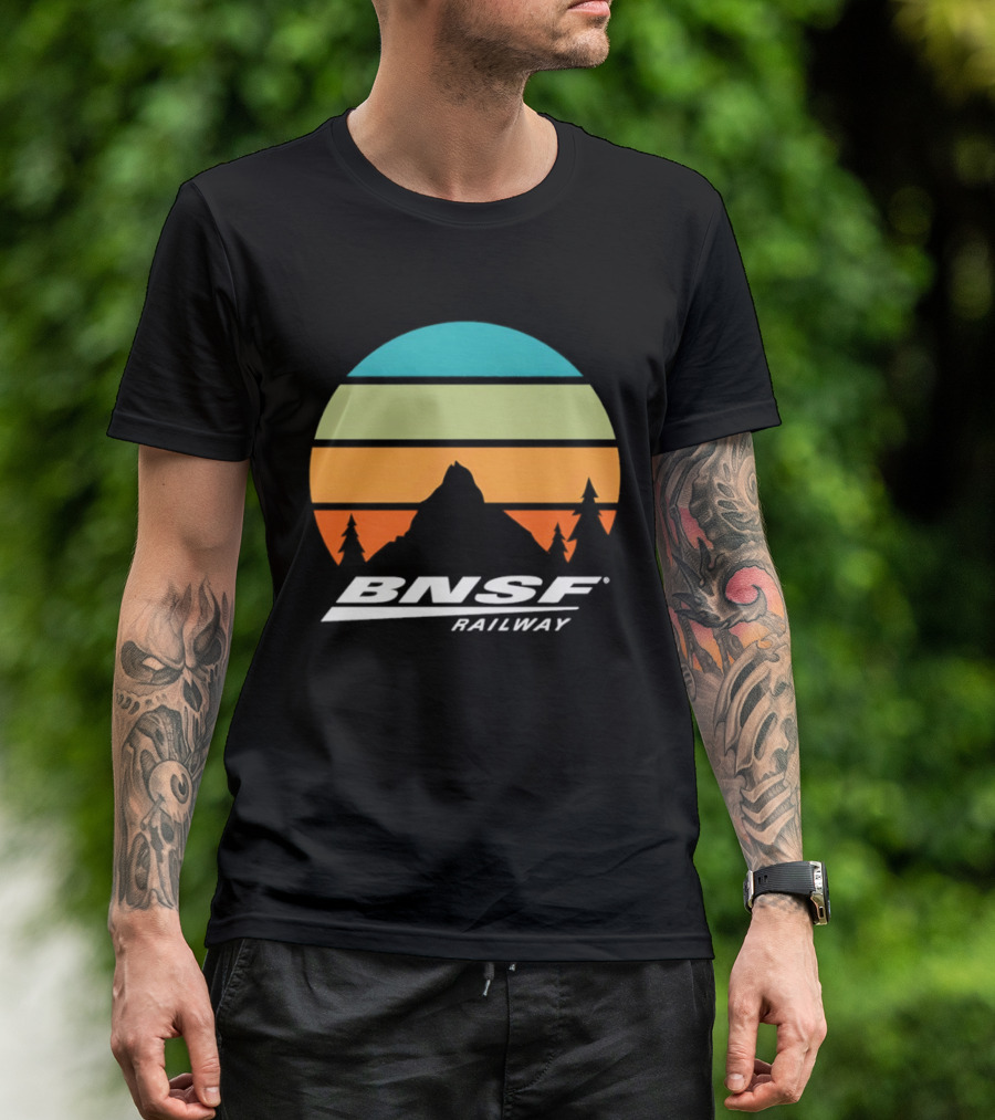 BNSF Railway Mountain Landscape Retro Sunset T-Shirt