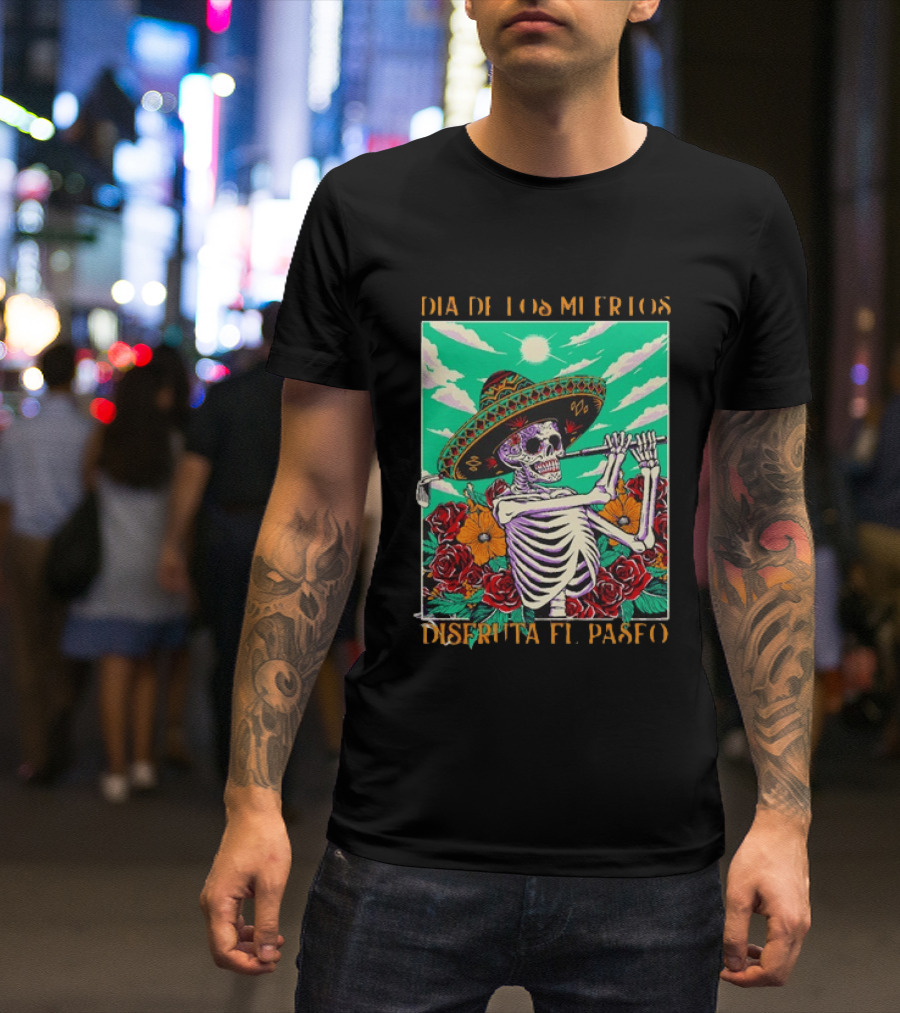 Calavera Golfer Día De Los Muertos Sombrero Flores Disfruta El Paseo T-Shirt