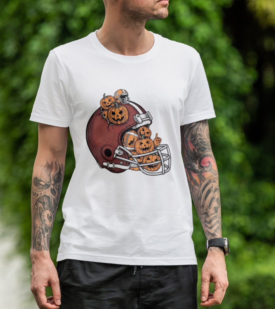 Cleveland Browns Halloween Pumpkin Football Helmet T-Shirt