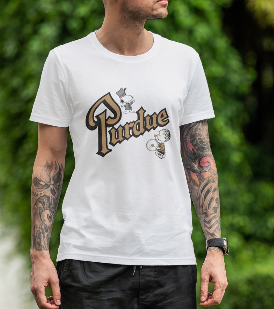 Purdue Boilermakers Snoopy And Charlie Brown Football T-Shirt
