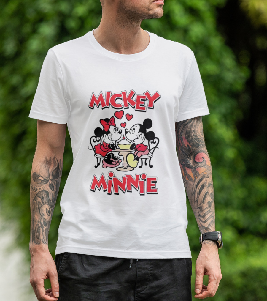 Mickey Minnie Romantic Valentine's Day Hearts And Cafe Scene T-Shirt