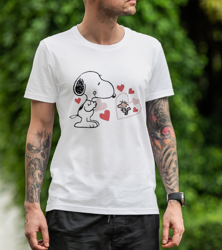 Peanuts Snoopy Woodstock Valentine Hearts Love T-Shirt