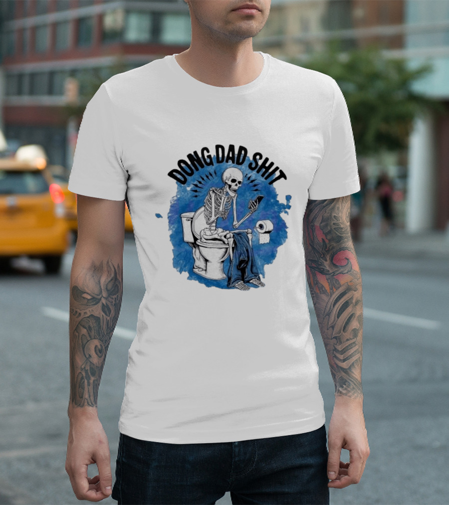 Skeleton Doing Dad Shit On Toilet With Phone And Toilet Paper T-Shirt