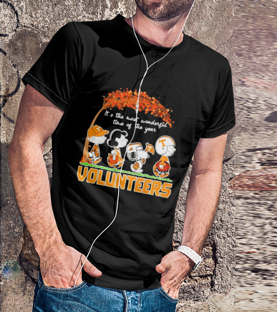 Peanuts Characters Tennessee Volunteers It's The Most Wonderful Time Of The Year T-Shirt