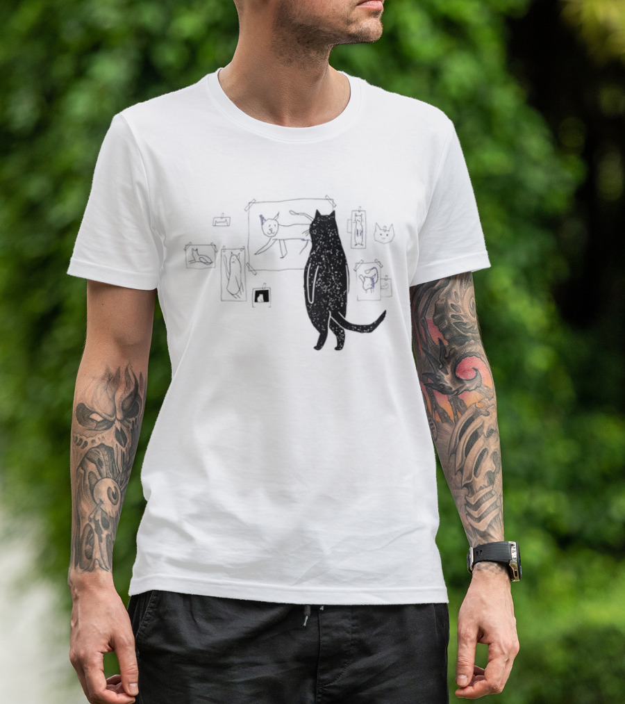 Black Cat Observing Doodle Drawings Of Cats T-Shirt