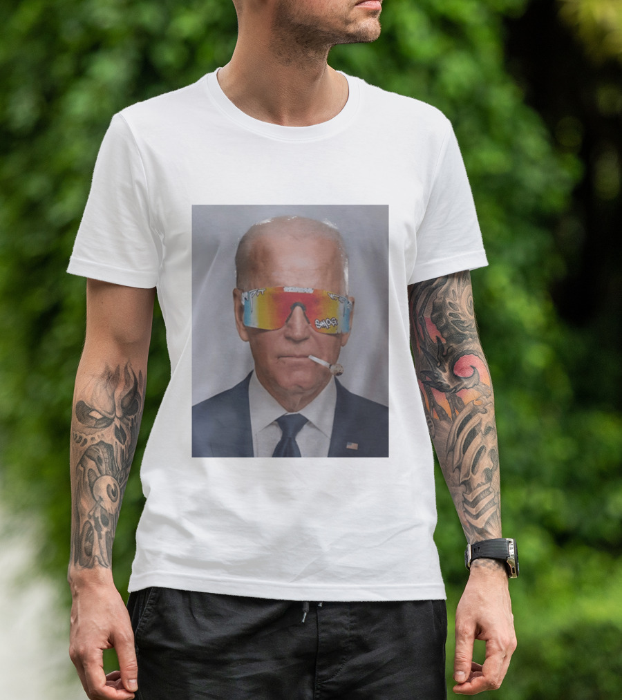 Joe Biden Pit Viper Sunglasses Smoking Pipe President T-Shirt