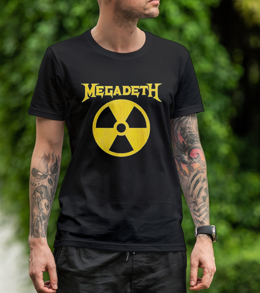 Megadeth Distressed Radioactive Symbol Heavy Metal T-Shirt
