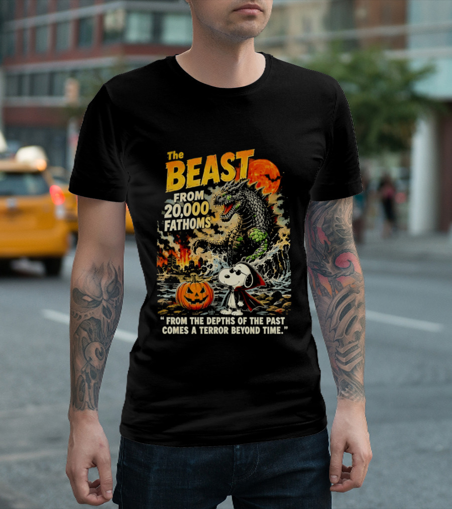 Snoopy And The Beast From 20000 Fathoms Halloween Pumpkin Terror T-Shirt