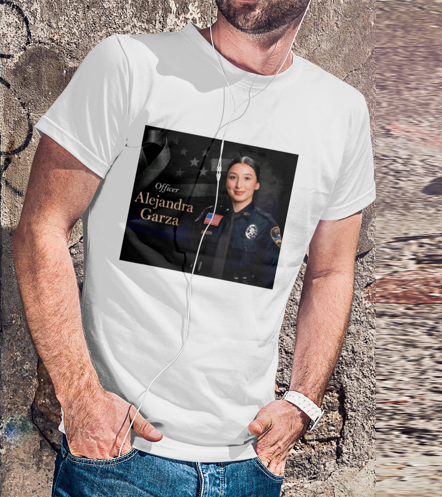 Officer Alejandra Garza Memorial Tribute With Flag And Ribbon T-Shirt