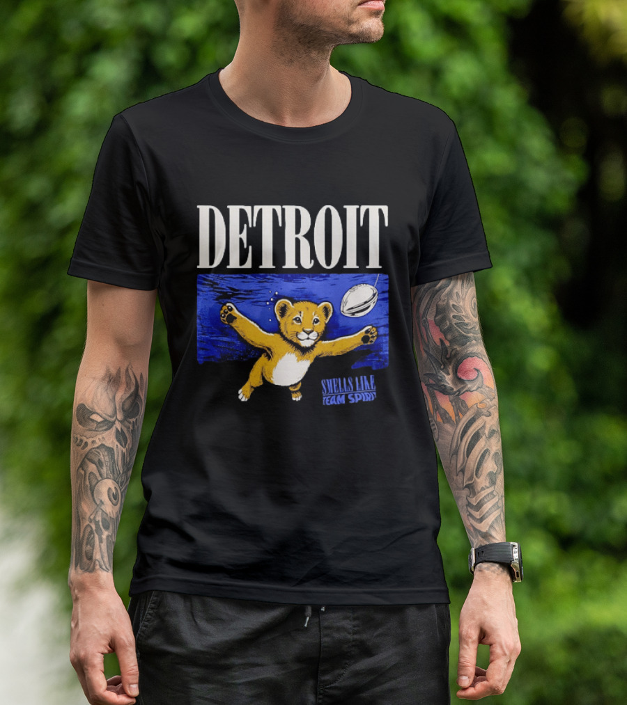 Detroit Lions Smells Like Team Spirit Nostalgic Blue Lion Cub Football T-Shirt