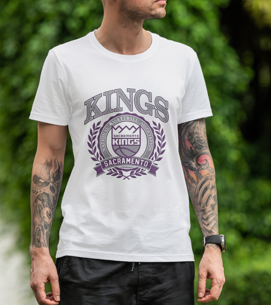 Sacramento Kings NBA Classic Crest Authentic Vintage Team T-Shirt