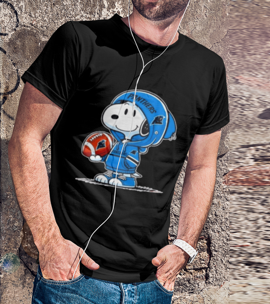 Snoopy Carolina Panthers Fan Holding Football Peanuts T-Shirt