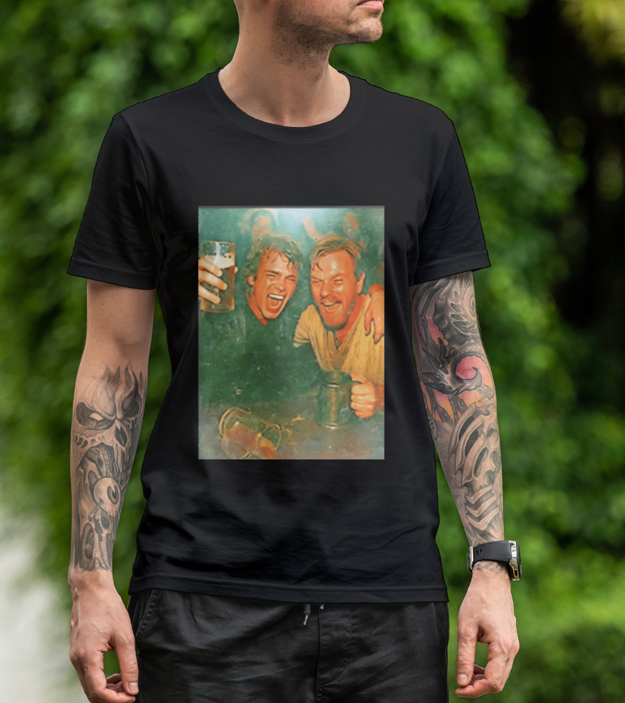 Original Anakin Skywalker And Obi Wan Kenobi Celebrate With Beer Cheers T-Shirt