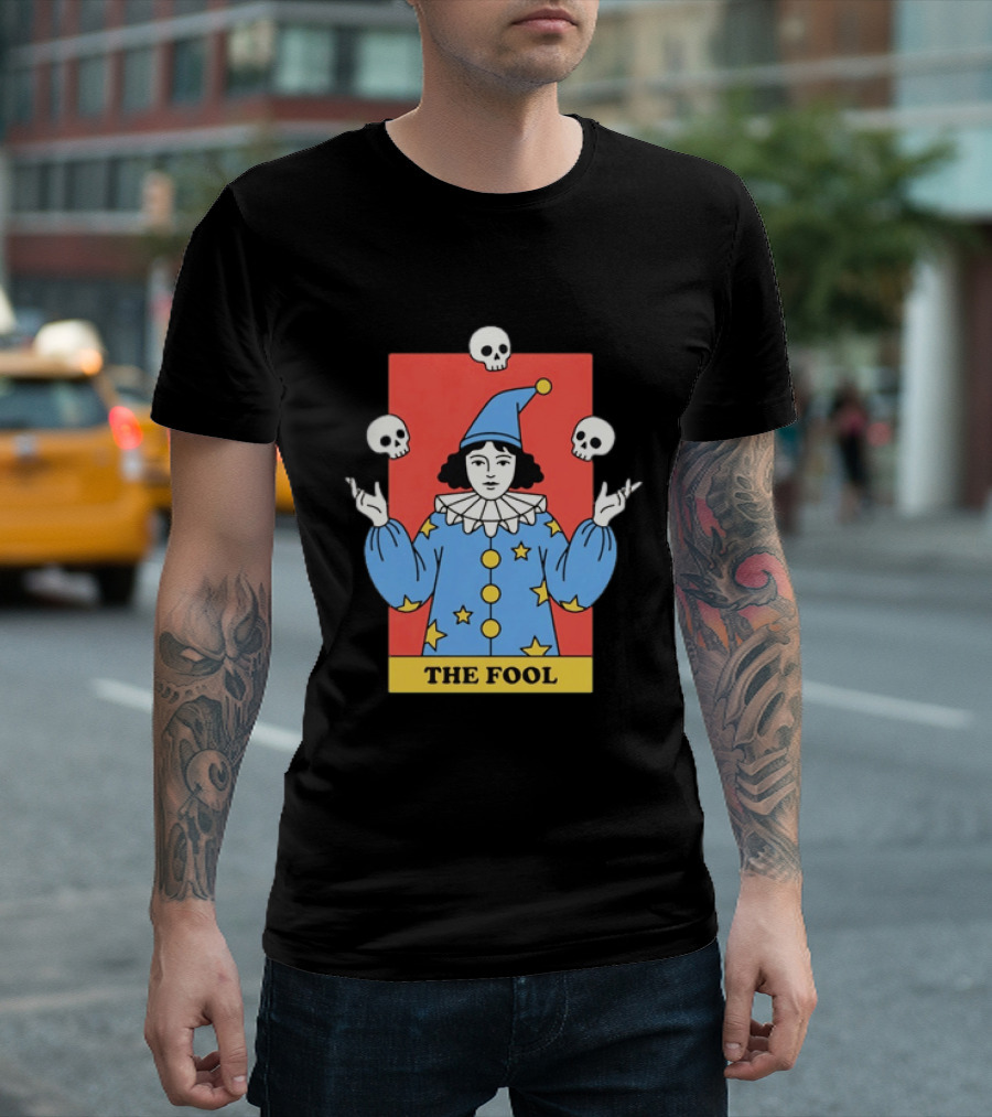 The Fool Tarot Card Jester Juggling Skulls Occult T-Shirt