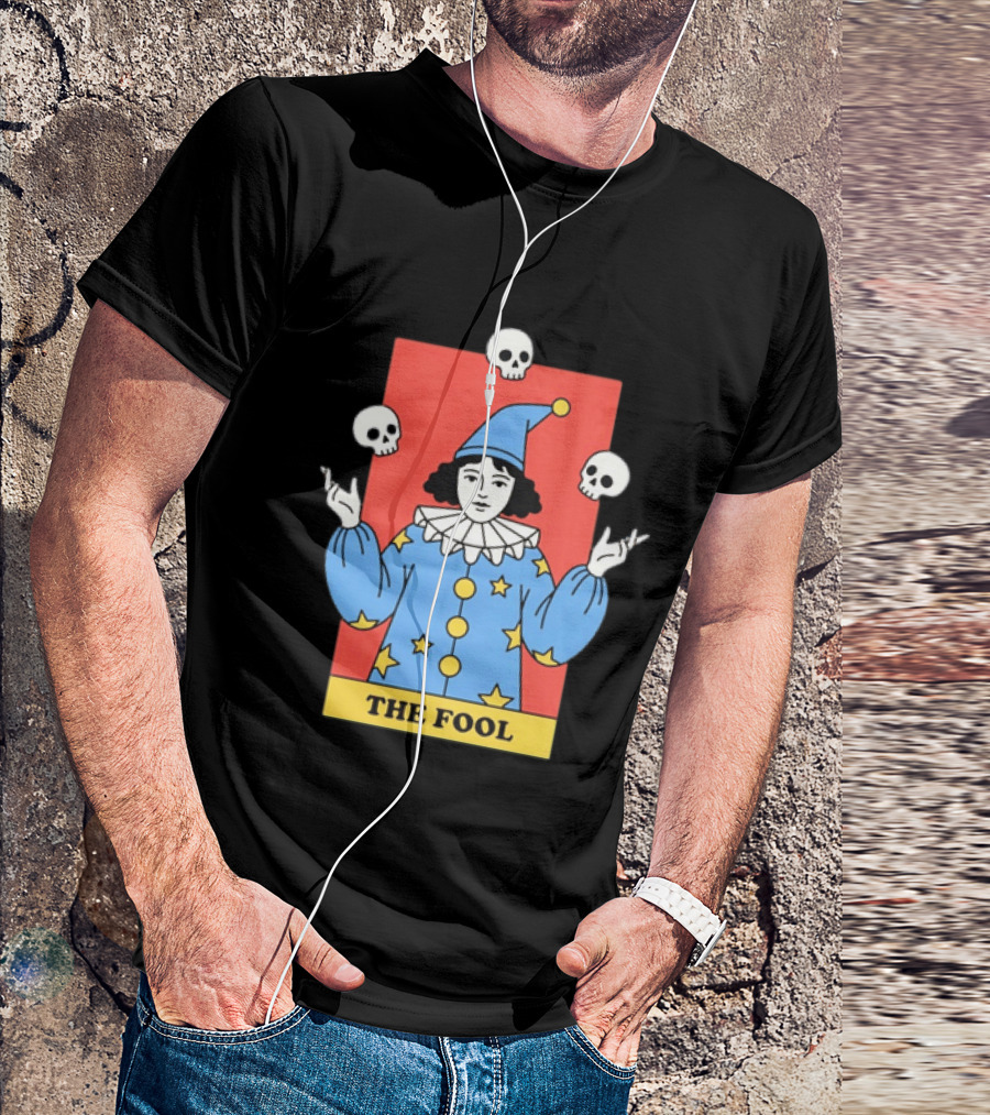 The Fool Tarot Card Jester Juggling Skulls Occult T-Shirt
