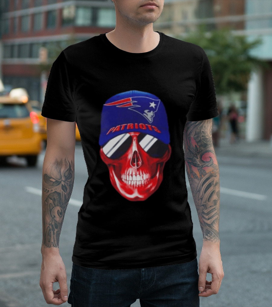 New England Patriots Cap Skull Smiling For Fans T-Shirt