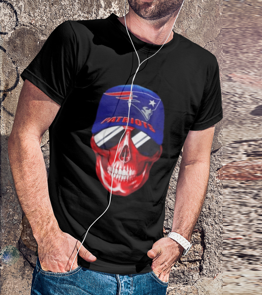 New England Patriots Cap Skull Smiling For Fans T-Shirt