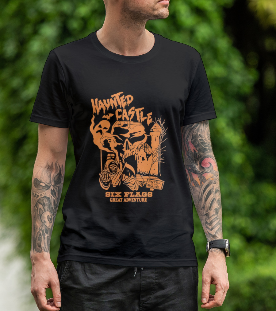 Six Flags Great Adventure Haunted Castle Enter If You Dare Spooky Skeleton And Ghosts T-Shirt
